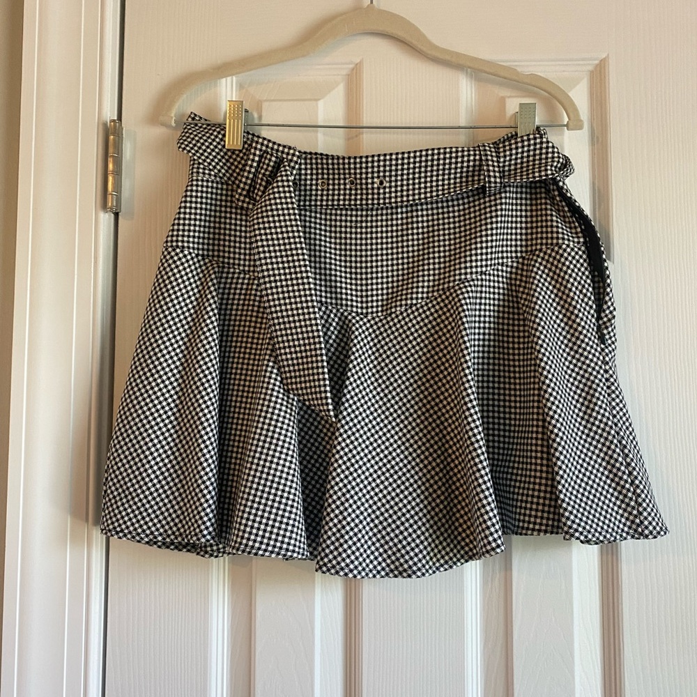 Zara plaid belt skirt size large
